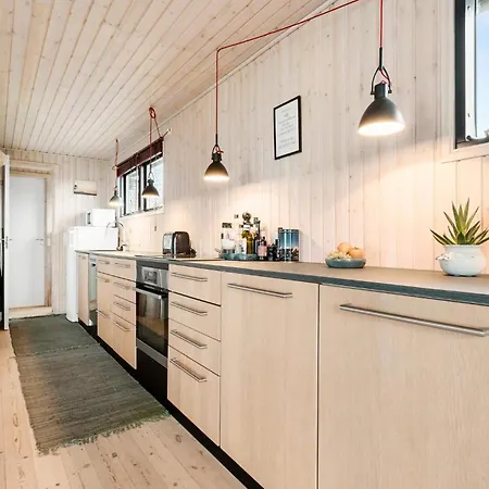 2 Bedroom Gorgeous In Nykobing Sj * Klint