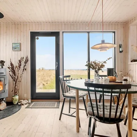 2 Bedroom Gorgeous In Nykobing Sj * Klint