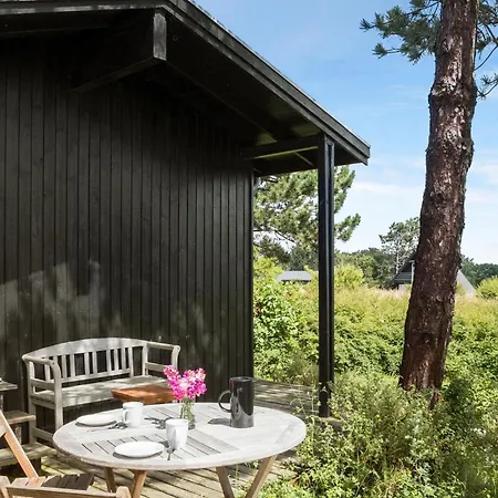 2 Bedroom Gorgeous In Nykobing Sj Casa de Férias