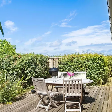 2 Bedroom Gorgeous In Nykobing Sj