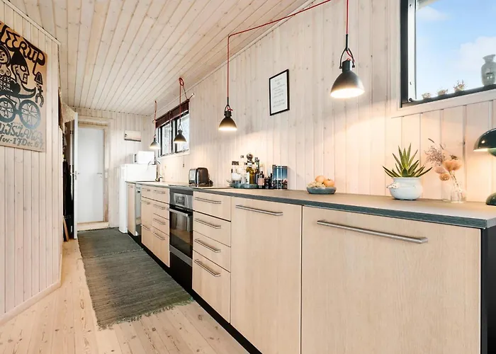 2 Bedroom Gorgeous In Nykobing Sj * Klint